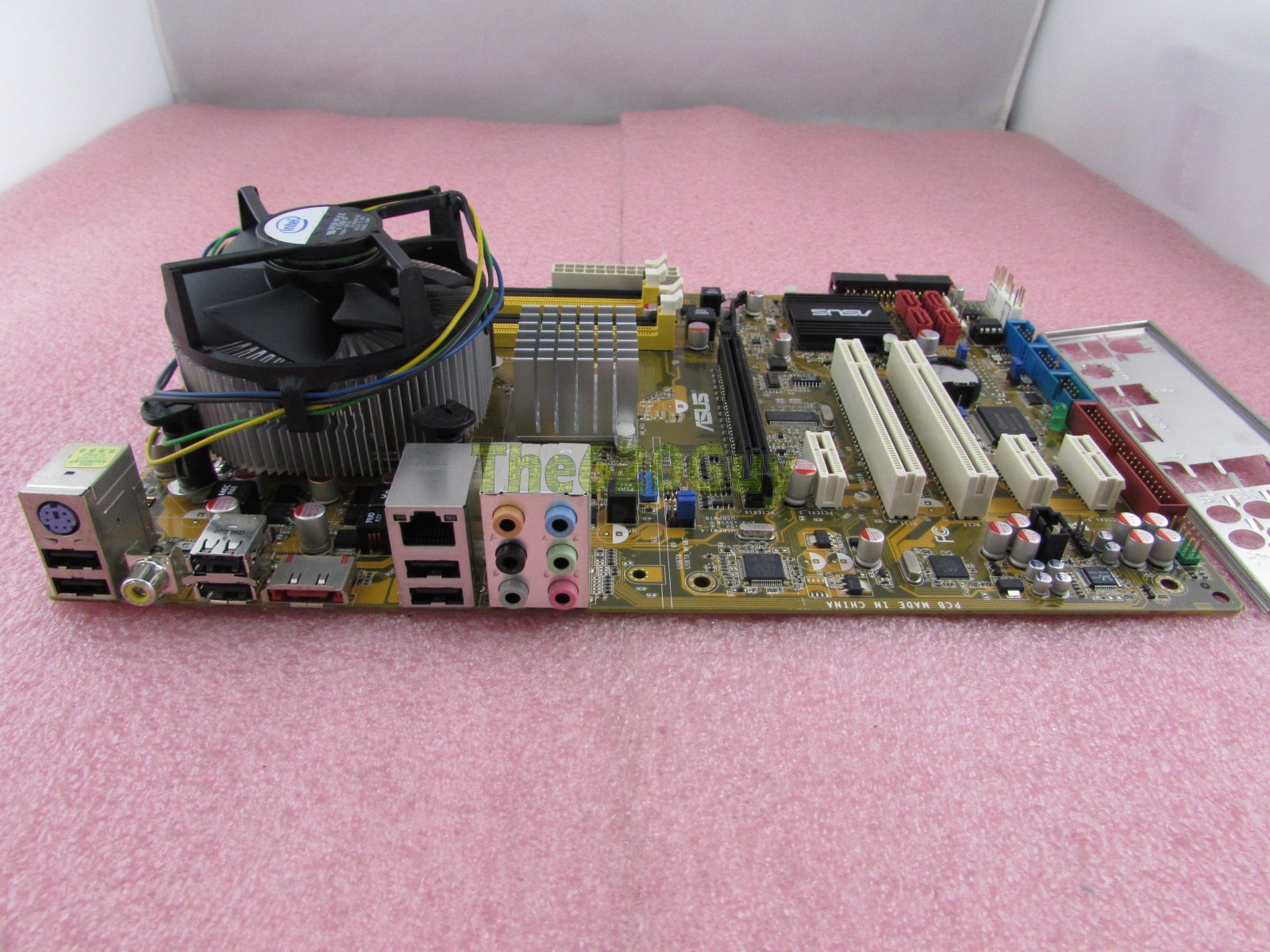 Asus P5K SE REV 1.00G Motherboard + Core 2 Quad Q6600 2.4GHz CPU + HSF