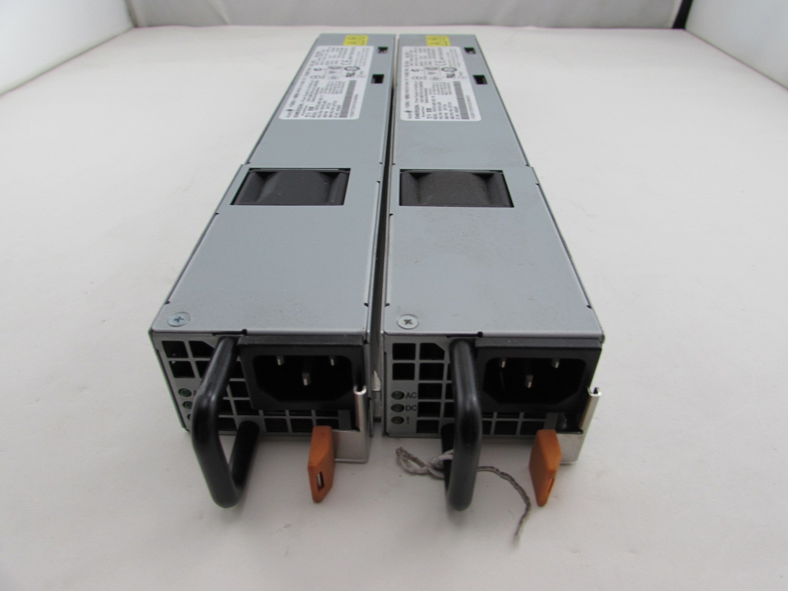 Lot of 2 IBM 39Y7218 675W 675 Watts Hot Swap Power Supply